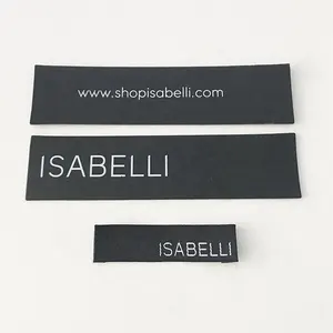 Toptan mat kağıt kabartmalı altın damgalama logo askılı etiketler giysiler için etiket