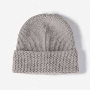 Wholesale Custom New Knitted <b>Hats</b> for <b>Men</b> Women Fashion Simple Solid Color Twist Core Yarn <b>Winter</b> Beanie for Cycling Party Daily - Product Image 3