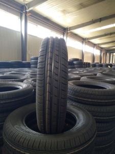 ยางรถยนต์ยี่ห้อ LONGWAY ขนาด 175/70R13 ราคาสุดคุ้ม - Product Image 3