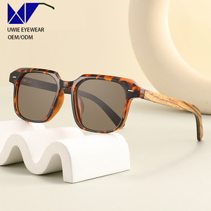 Lunettes polarisées surdimensionnées à monture intégrale en PC, branches en bois, vertes, taille 47-23-138 |   Look classique |   Lentilles polarisées anti-UV - Product Image 4