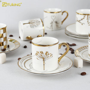 Juego de tazas de café expreso de porcelana con borde dorado de lujo, tazas de café con diseño de patrón de hojas de cerámica para <span class=keywords><strong>Cafe</strong></span> Home (2 piezas) - Product Image 5