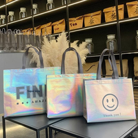 Sacs de shopping non-tissés portables à bandoulière longue avec imprimés animaux laser pour emballage de vêtements féminins stylés