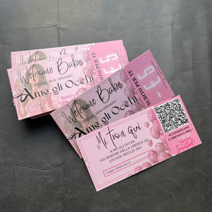 Boletos de Evento Impresos a Todo Color en Rosa de Lujo - Tarjetas de Cupón Personalizadas con Código QR y Perforación para Desprendimiento - Product Image 3