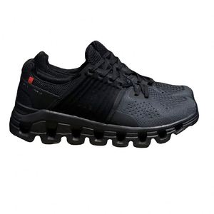 Chaussures de sport pour hommes style marche 2025 – Prix usine – Respirantes, basses, tendance, souples, pour course longue distance, avec empeigne en PVC et maille - Product Image 1