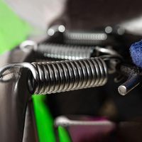 Ressorts de tension métalliques de précision, ressort hélicoïdal personnalisé en acier avec extrémités à crochet