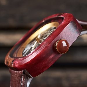 뜨거운 판매 <span class=keywords><strong>OEM</strong></span> 사용자 정의 로고 스포츠 시계 수제 나무 가죽 밴드 포인터 아트 디자인 유행 중공 디자인 도매 선물 - Product Image 6