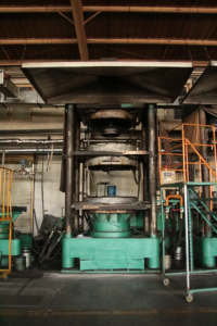 Новая универсальная цельнолитая шина для вилочного погрузчика UNIVERSAL STAR 140/55-9, высокое качество, грузоподъемность 1500 кг для ресторанов и отелей - Product Image 4