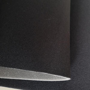 Tela cepillada con esponja adherida, material compuesto tres en uno, ignífugo, con patrón cruzado para tapicería <span class=keywords><strong>de</strong></span> techos <span class=keywords><strong>de</strong></span> automóviles - Product Image 3