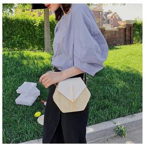 Nouveau <span class=keywords><strong>sac</strong></span> pour femme hexagonal tissé de style coréen à la mode - Product Image 3