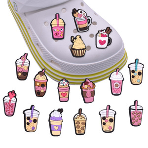 Hebilla de goma suave de PVC de dibujos animados para zapatos DIY decorativo extraíble flor té de la leche cueva accesorios transfronterizos estilo comida - Product Image 2