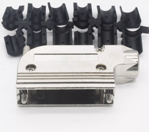 DB9/15/25 Coque en métal sortante 90 ° Coque en fer sortante inclinée Tête coudée à 90 ° Coque en alliage de zinc sortante - Product Image 3