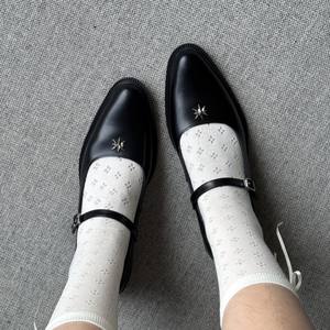 Bailarinas de estilo inglés con punta cerrada y boca poco profunda para mujer, retro, tacón grueso, hebilla única, cuero genuino, impermeables, ligeras - Product Image 4