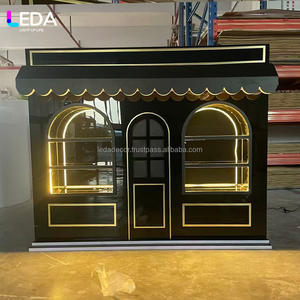 Arche de fond de scène en acrylique de style maison noire LEDA, nouvelle conception, avec bande lumineuse chaude luminescente pour la décoration de mariage - Product Image 1