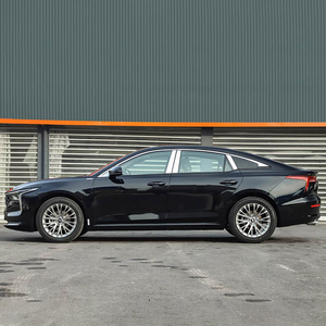 Nuova Auto FAW Bestune B70 2025 con Motore <span class=keywords><strong>a</strong></span> <span class=keywords><strong>Benzina</strong></span> Turbo 1.5T ad Alta Potenza, 169 CV di Potenza Massima - Product Image 3