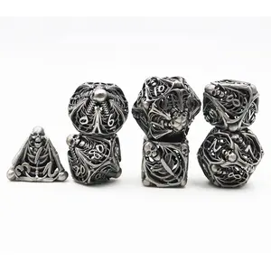 Custom Polyhedral Dnd Rpg Metal Hollow Skull Dice