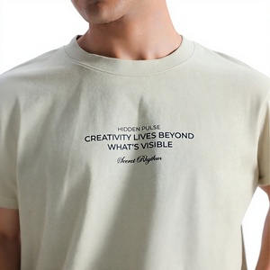 เสื้อยืดคอกลมแขนสั้นสีเขียวอ่อนสำหรับผู้ชาย ผ้าฝ้าย พิมพ์ลายด้านหน้า สไตล์ลำลอง ทรงโอเวอร์ไซส์ เป็นมิตรกับสิ่งแวดล้อม ผ้าเจอร์ซีย์ 220 กรัม ระบายอากาศได้ดี - Product Image 4
