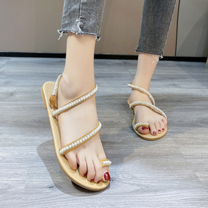 Sandales plates élégantes pour femmes avec décorations en perles, anneau d'orteil et bride de cheville, chaussures décontractées d'été pour les vacances - Product Image 2