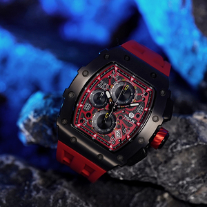 <span class=keywords><strong>Montre</strong></span> Tonneau pour homme <span class=keywords><strong>TSAR</strong></span> BOMBA avec bracelet en silicone - Product Image 4