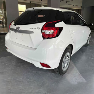 2022 para Toyota Vios <span class=keywords><strong>FS</strong></span> Hatchback 1.5L CVT Gasolina 180 km/h Coches usados de alta velocidad Izquierda Coches pequeños automáticos baratos para la venta - Product Image 5