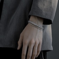 Bracelet combiné en acier inoxydable au design tendance et original, style cool et simple, accessoires polyvalents pour couple