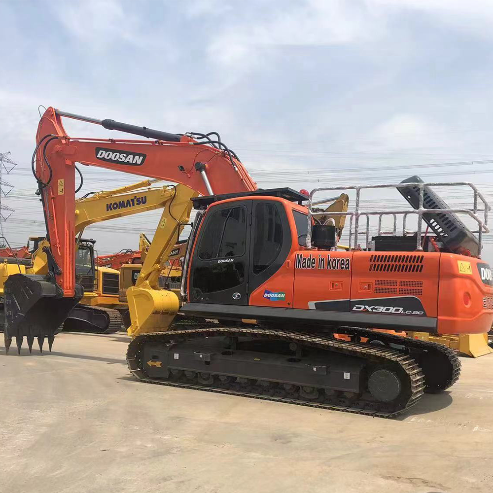 DOOSAN DX300LC 30-тонный гусеничный экскаватор, большой гидравлический карьерный экскаватор, отличное эксплуатационное качество, Doosan 300