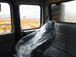 Camion tracteur Beiben NG80 6X2, moteur Weichai 340 CV, léger, transport de charge standard - Product Image 6