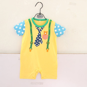 Vêtements de bébé en gros à prix avantageux : Barboteuse courte à pois pour nourrissons, collection boutique, importée de Chine - Product Image 2