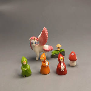 Nueva Figura Decorativa de Casa de Hongo de Hadas en 3D, Gnomo de Dibujos Animados, Manualidades Kawaii, Miniatura de Jardín, Decoración de Hogar de Bosque Mágico, Dijes de Resina - Product Image 2