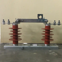 Sectionneur de charge haute tension extérieur 24 kV, interrupteur isolateur triphasé pour la distribution d'énergie