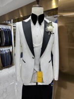 Costumes de mariage pour hommes Jacquard blanc avec col en satin noir Tuxedo 3 Pcs Groom Terno Costumes pour hommes (veste + gilet + pantalon)