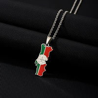 2025 vente en gros Logo personnalisable métal acier inoxydable Portugal pays carte drapeau collier