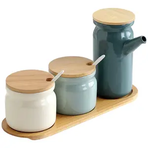 Kotak penyimpanan bumbu dapur Eropa Utara botol kastor botol keramik stoples bumbu Set dengan sendok dan tutup bambu