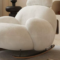 Fauteuil à bascule relaxant individuel au design moderne avec coussin en mousse haute densité et structure en bois massif BTSC003 pour la maison ou l'hôtel
