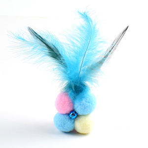 Venta directa de fábrica de juguetes para gatos con pelota de plumas y cascabel, juguetes para rascar y masticar para gatos, pelotas de autoentretenimiento para gatos - Product Image 1