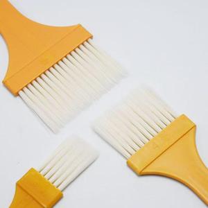 Cepillo de plástico amarillo de mango delgado, cepillo para aceite de catering y barbacoa, cepillo para sazonar alimentos, paquete de 3, cerdas que no se desprenden - Product Image 1
