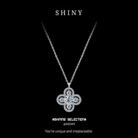 Le collier de trèfle à quatre feuilles S925, en argent pur, est polyvalent et ne se décolore pas. Il comporte un D luxueux simple et léger