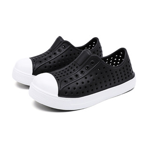 Chaussures d'eau à bout rond, tige en PVC, semelle extérieure en EVA, respirantes, unisexes, pour l'été, la plage, décontractées, à enfiler, pour enfants, taille 30-35 - Product Image 5