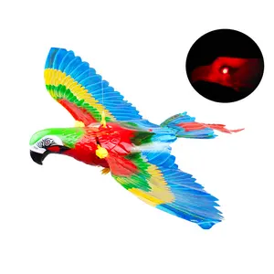 Simülasyon kuş interaktif elektrikli asılı kartal uçan kuş Teaser oyna kedi sopa çizik halat uçan çocuk oyuncağı