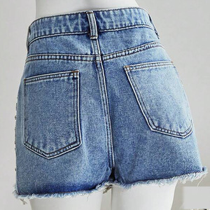 Nouveau short en jean décontracté pour femme, coupe slim, avec perles faites à la main et déchirures vintage – Idéal pour l'été - Product Image 4