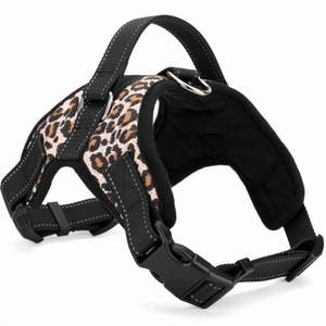 Tali kekang hewan peliharaan dapat diatur, rompi luar ruangan hewan peliharaan <span class=keywords><strong>K9</strong></span> tahan ledakan berbantalan tali traksi kulit emas Besar Sedang - Product Image 3