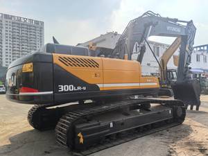 Excavatrice sur chenilles Hyundai R300LC-9S Corée du Sud 30 tonnes, pelle hydraulique, moteur Cummings, série PC300 avec pompe Hydac et boîte de vitesses - Product Image 5