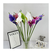Hohe große Cara Lily künstliche dekorative Blumen im Freien Langlebige lebendige Rosen für Abschluss Valentinstag hoch