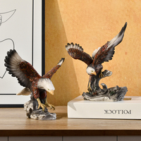 Statue Personnalisée Aigle du Désert Doré en Polyrésine, Sculpture Figure Populaire Ailes Déployées pour Décoration Intérieure, Artisanat en Résine