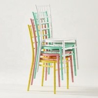 Chaises de banquet de luxe modernes en polypropylène blanc et or, en résine, pour événements de mariage et réceptions en Turquie