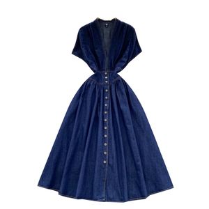 เดรสทรงบอดี้คอนผ้าเดนิมทอลายพิมพ์ดิจิทัล คอวี จับจีบ ความยาวปานกลาง สำหรับผู้หญิง เอวทรงเอ็มไพร์ ประจำฤดูร้อนปี 2025 - Product Image 5