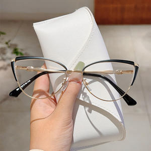 新しいキャットアイメタルファッションメガネフレーム調光ブルーライトカットメガネヨーロッパスタイル個性派万能女性用 - Product Image 1