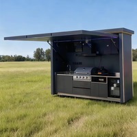 Îlot de cuisine extérieur moderne de luxe en acier inoxydable 304 avec auvent motorisé pour villa, mobilier d'extérieur pour jardin