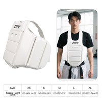 Équipement d'arts martiaux Karaté Body Chest Guard pour les pratiquantes de karaté WKF approuvé