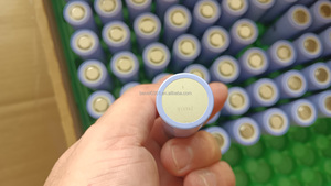 100% gố<span class=keywords><strong>c</strong></span> chất lượng cao <span class=keywords><strong>c</strong></span>ó thể sạ<span class=keywords><strong>c</strong></span> lại 21700 Pin sam 40T 4000mAh 35A <span class=keywords><strong>Lithium</strong></span> Ion hình trụ Pin - Product Image 5