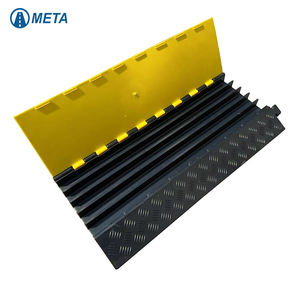 Heavy-Duty Pvc Kabelhelling Met 5 Kanalen Protector 2 Kanalen Kabelgoot Snelheidsdrempels Rubber Kunststof Vloerbedekking - Product Image 1